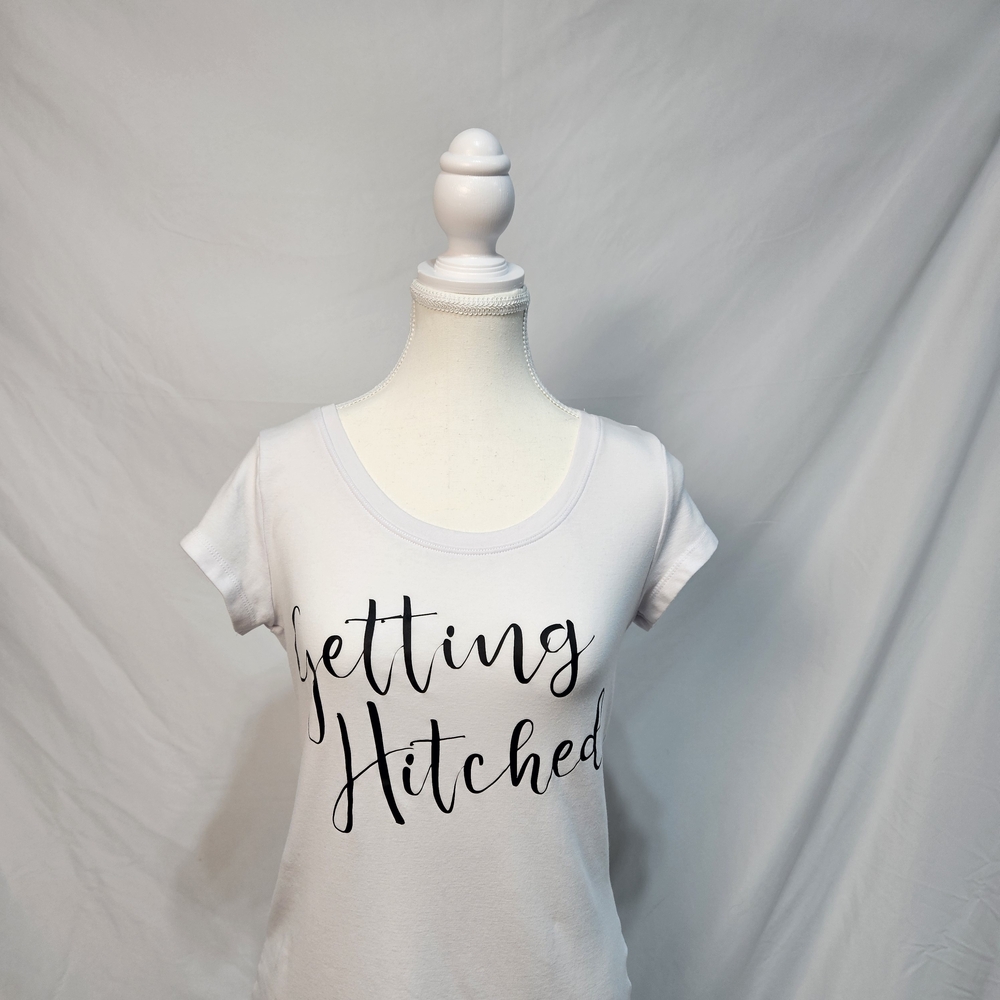 Cynthia Rowley White T-Shirt Getting Hitched Size Medium photo 2