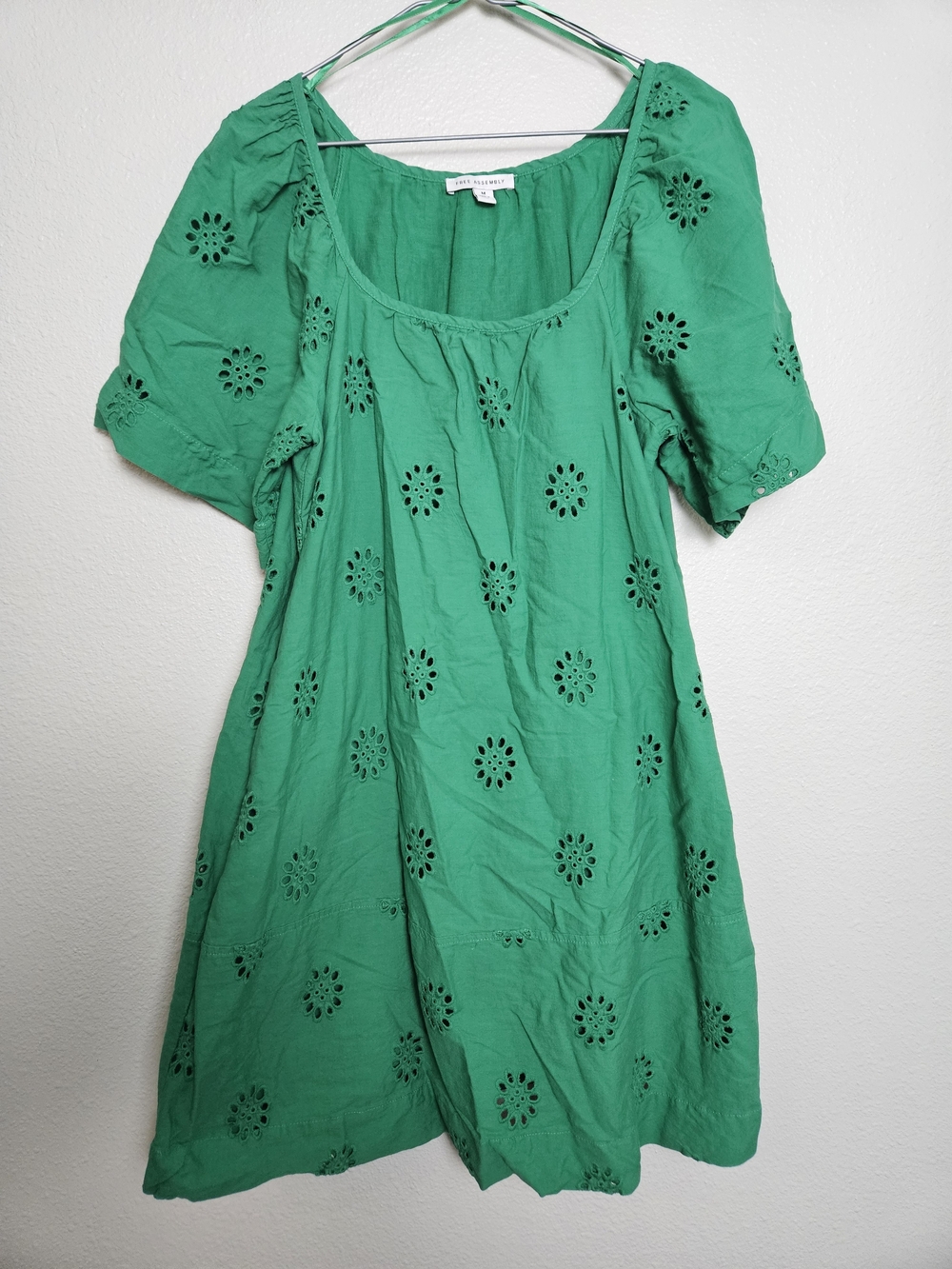 Free Assembly Emerald Green Square Neck Eyelet Mini Dress Size Medium