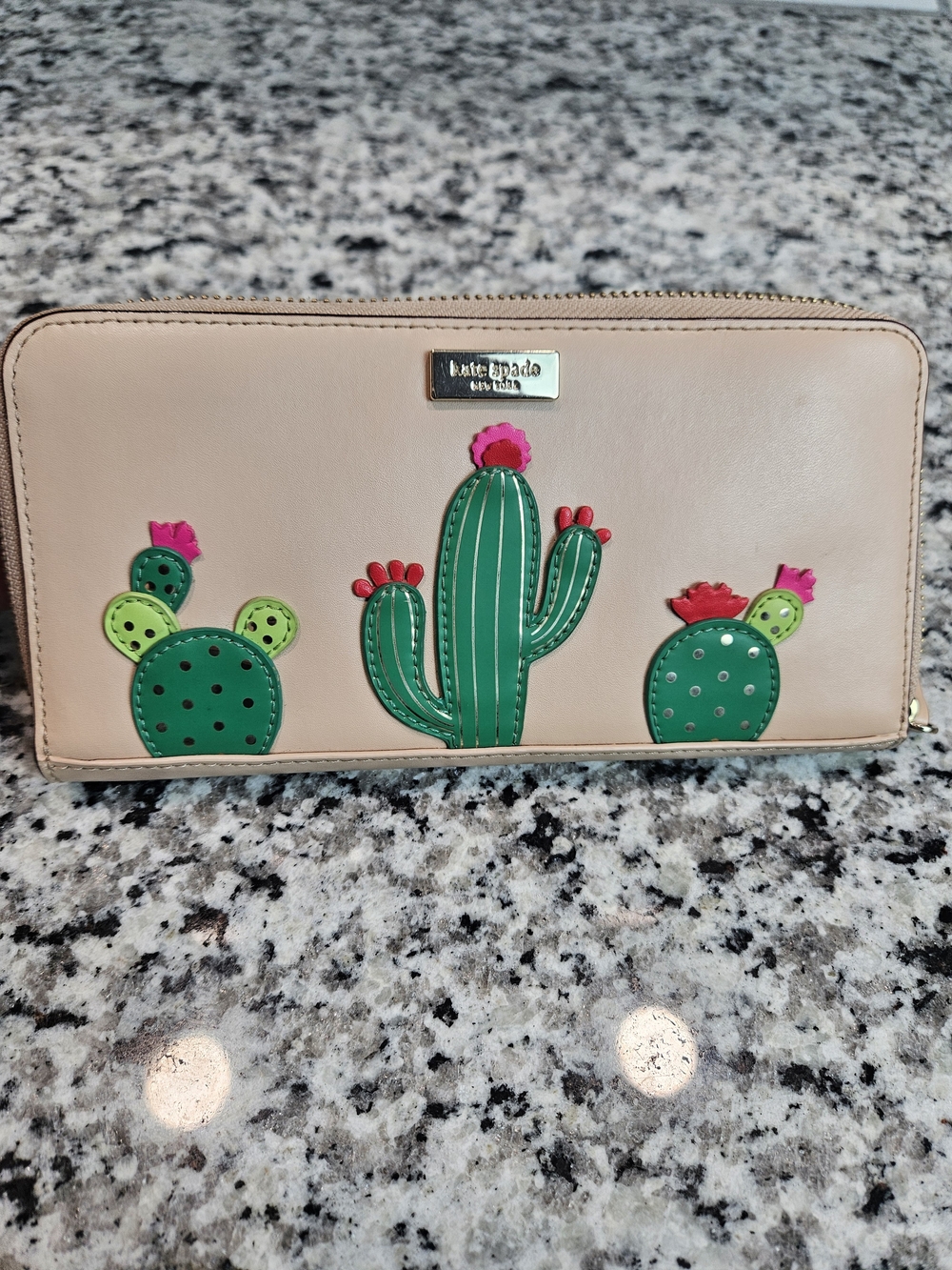 Kate Spade Beige Cactus Zip Wallet photo 2