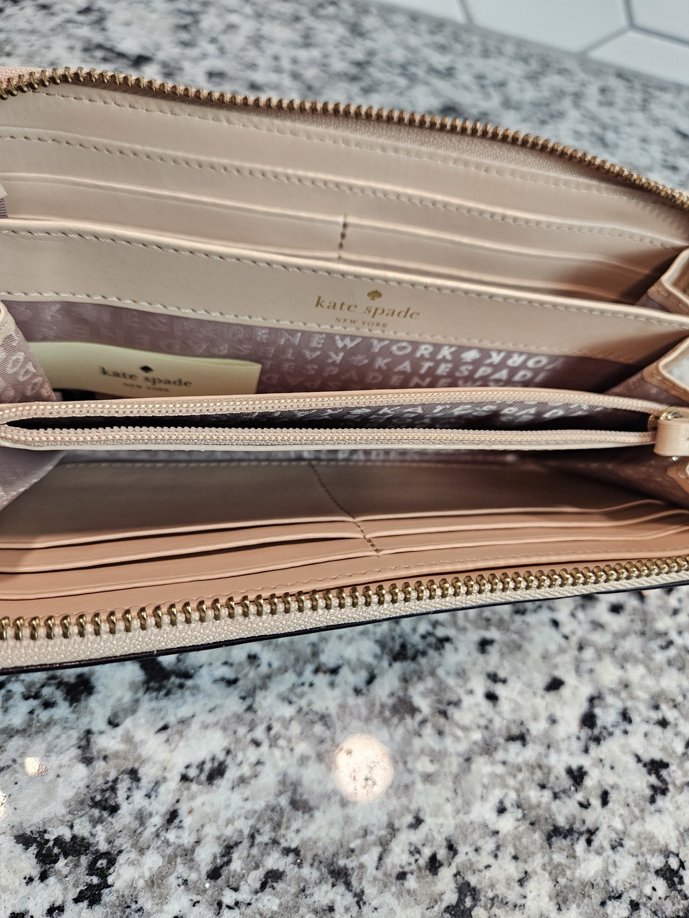 Kate Spade Beige Cactus Zip Wallet photo 5