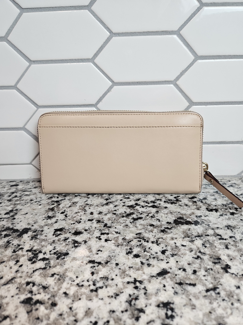 Kate Spade Beige Cactus Zip Wallet photo 6