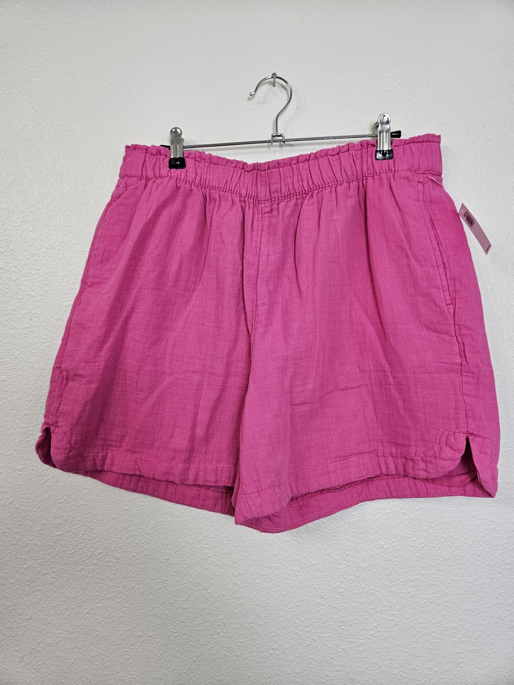 Old Navy Hot Pink Elastic-Waist Casual Bermudas