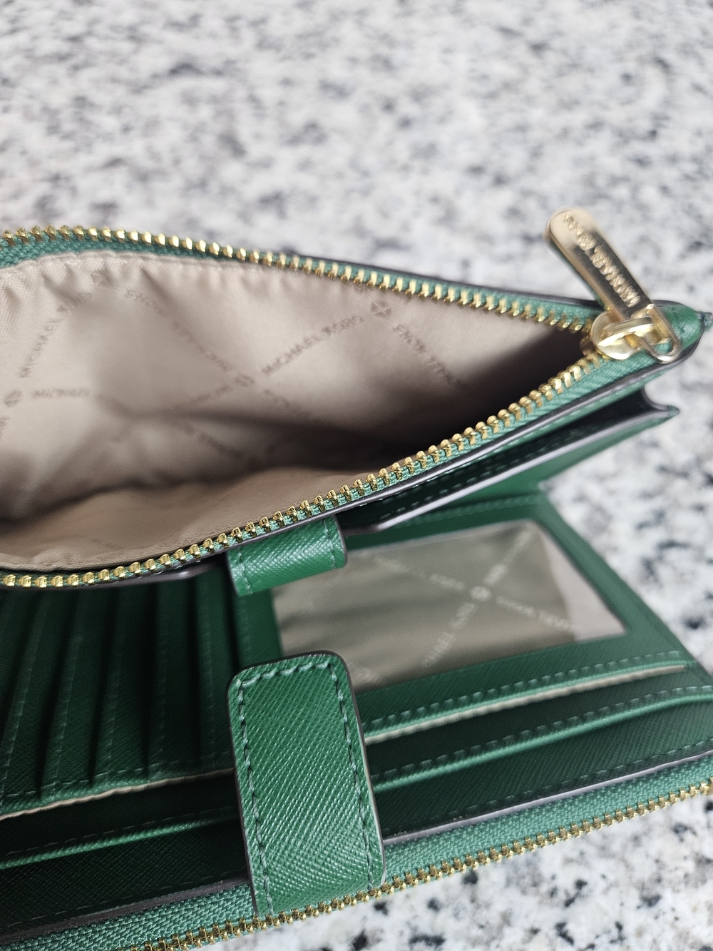 Michael Kors Green Wristlet Wallet photo 5