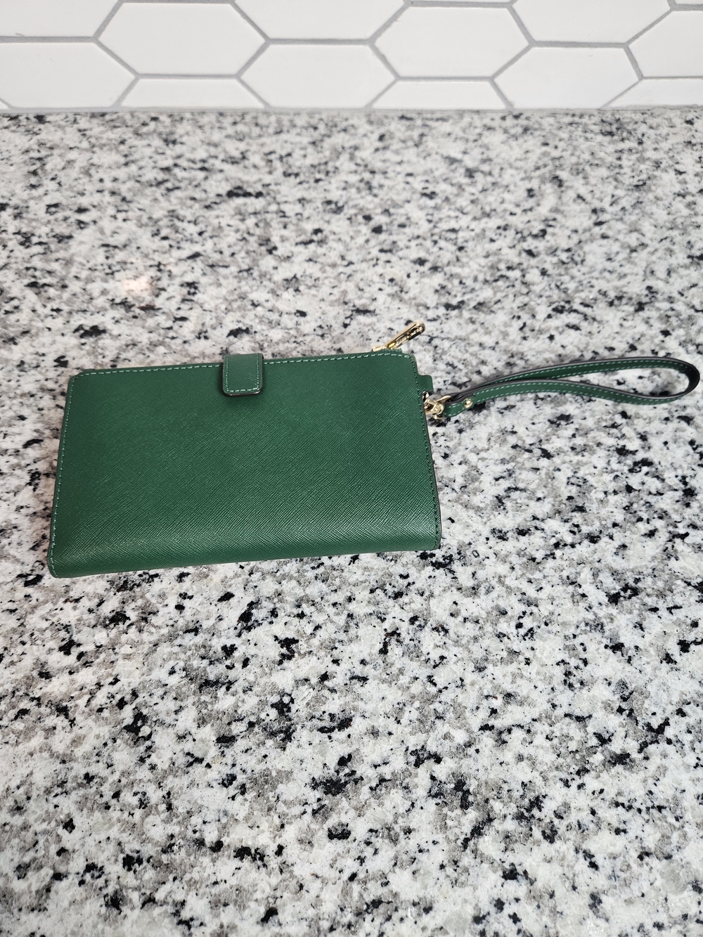 Michael Kors Green Wristlet Wallet photo 6