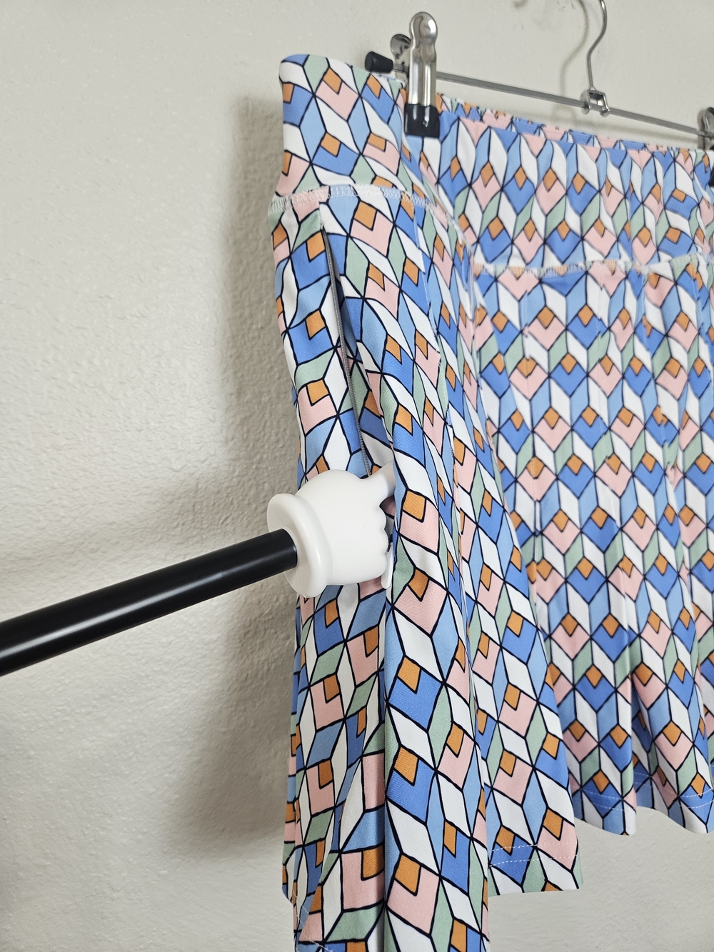 The Grey - Club Tile Geometric Print Mini Pickleball Skort photo 4