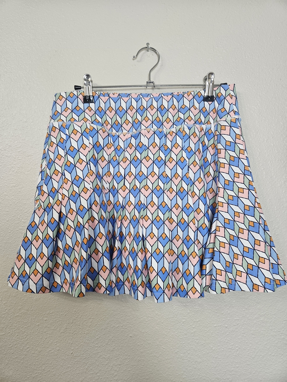 The Grey - Club Tile Geometric Print Mini Pickleball Skort