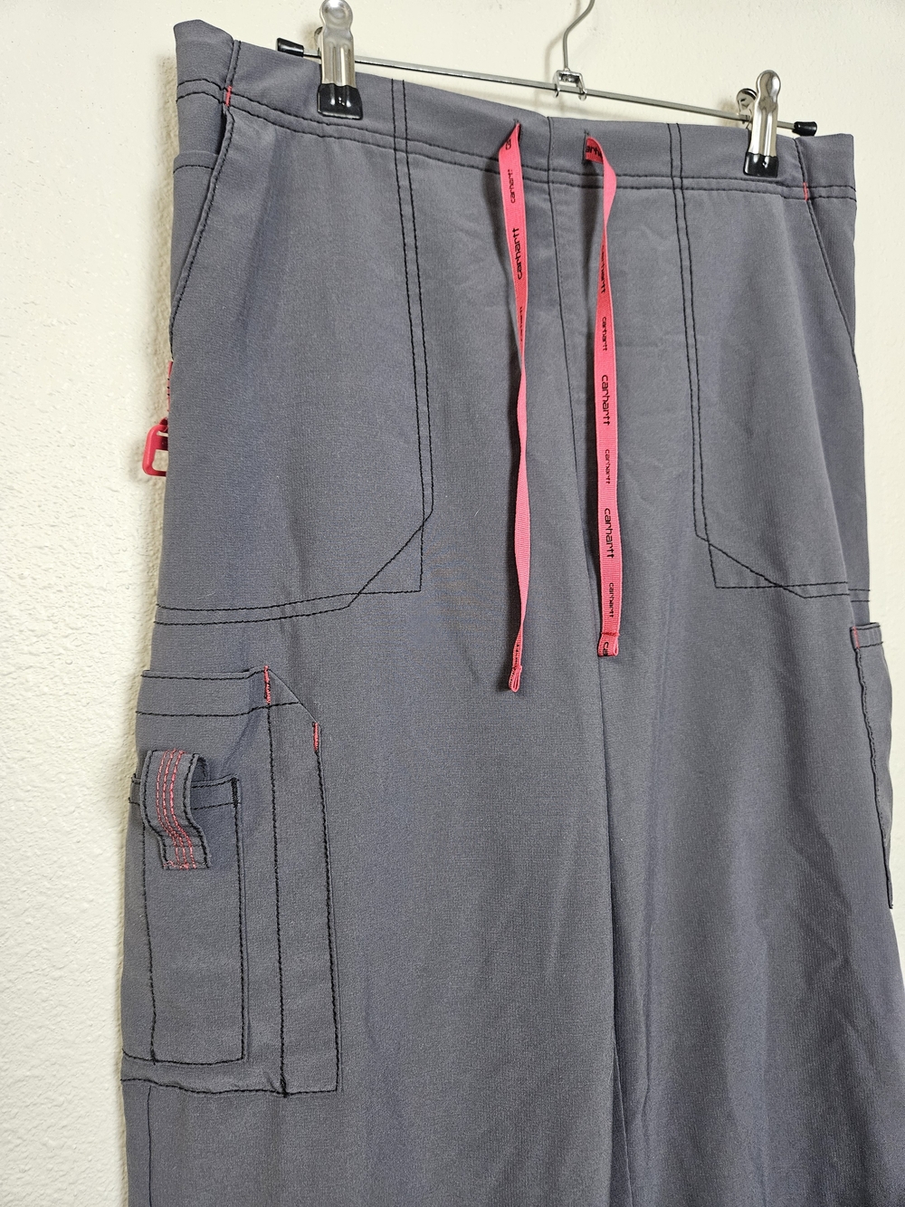 Carhartt Gray Pants with Pink Drawstring Size Medium photo 2