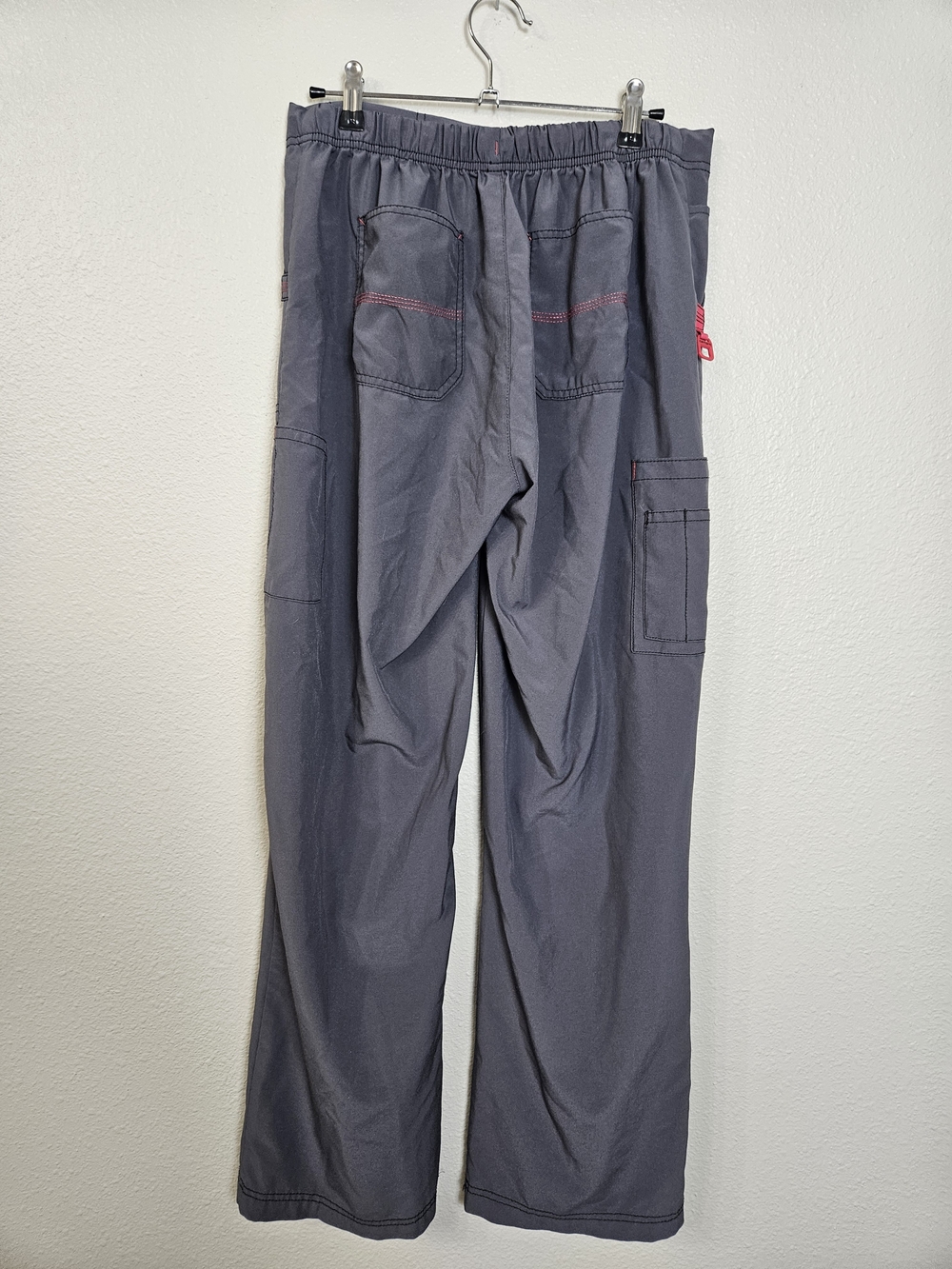 Carhartt Gray Pants with Pink Drawstring Size Medium photo 4