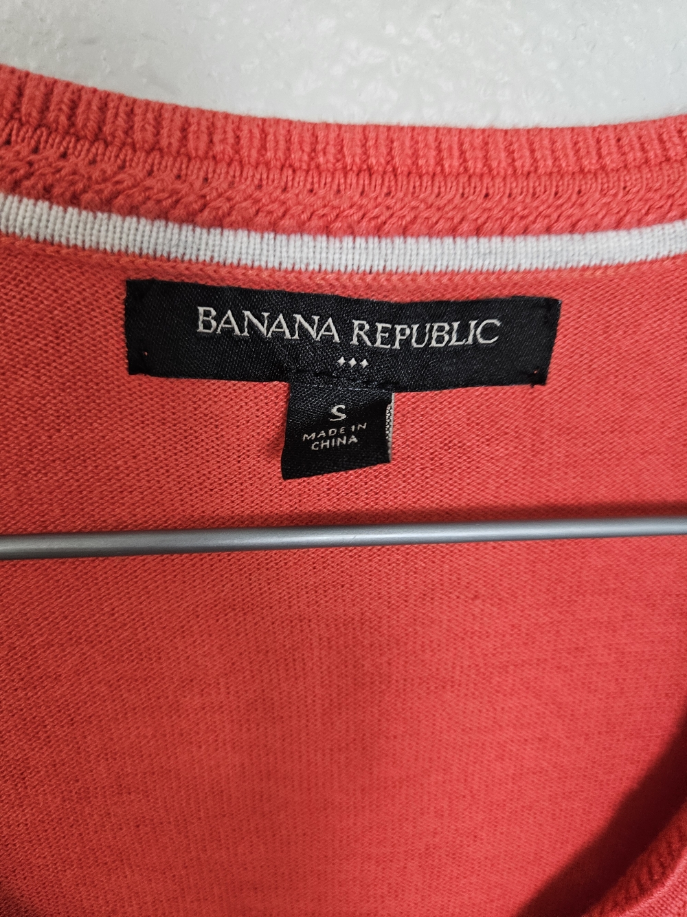 Banana Republic Red Button-Front V-Neck Cardigan photo 2