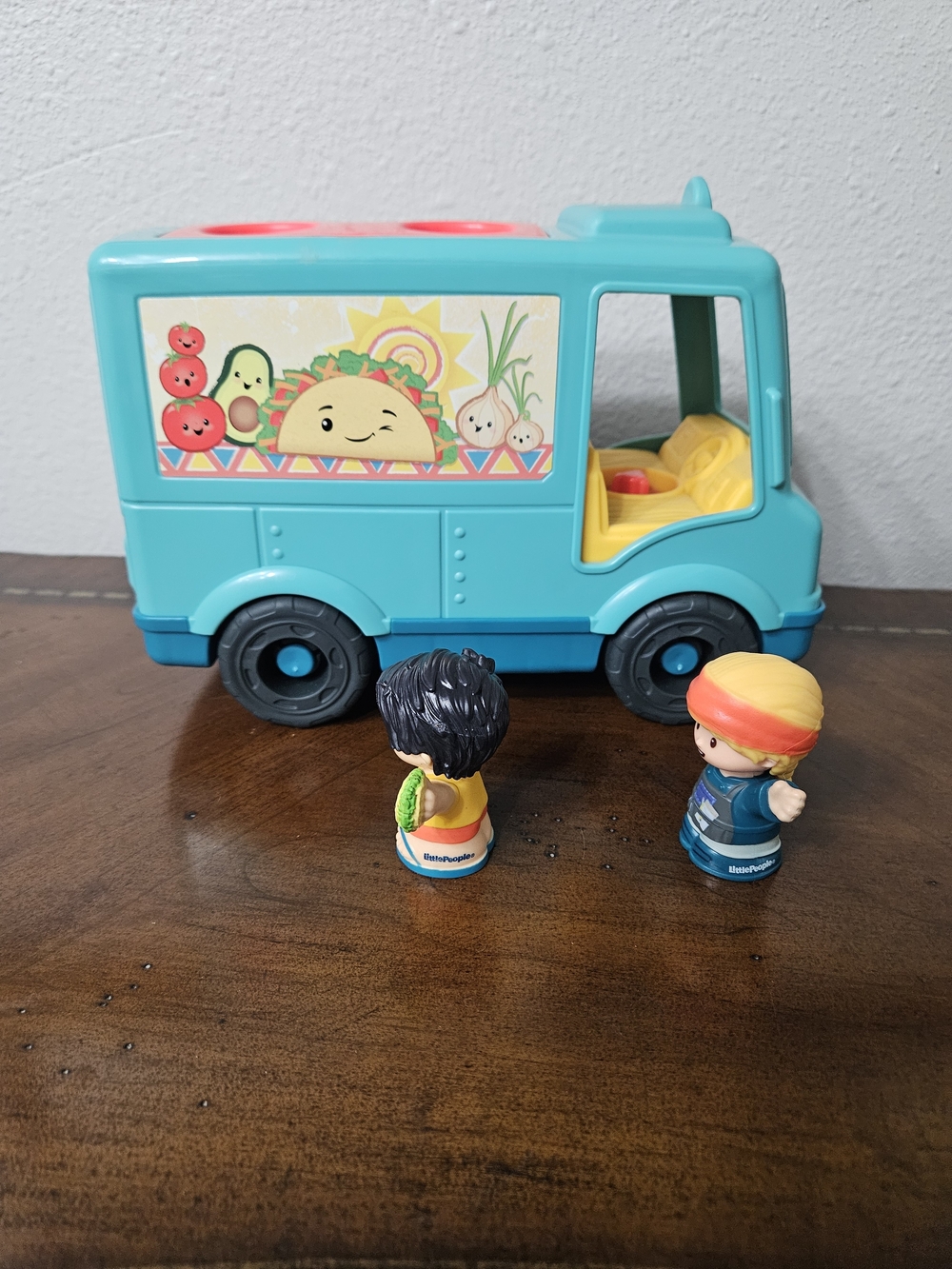 Fisher-Price Food Truck Playset with Two Figures photo 3