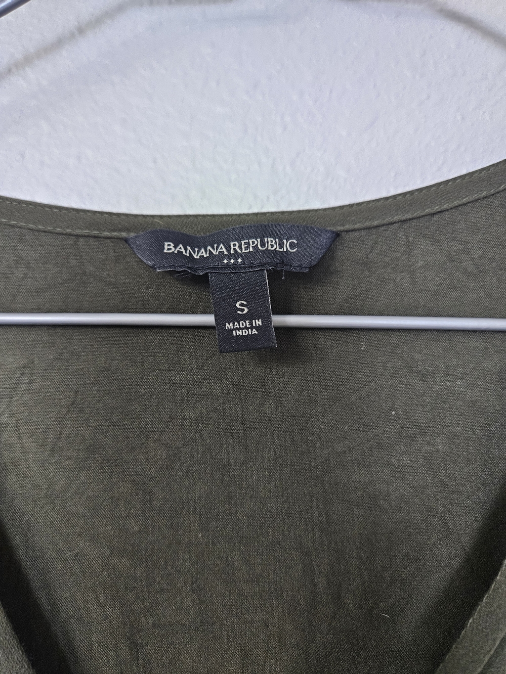 Banana Republic Olive V-Neck Sleeveless Tank photo 2