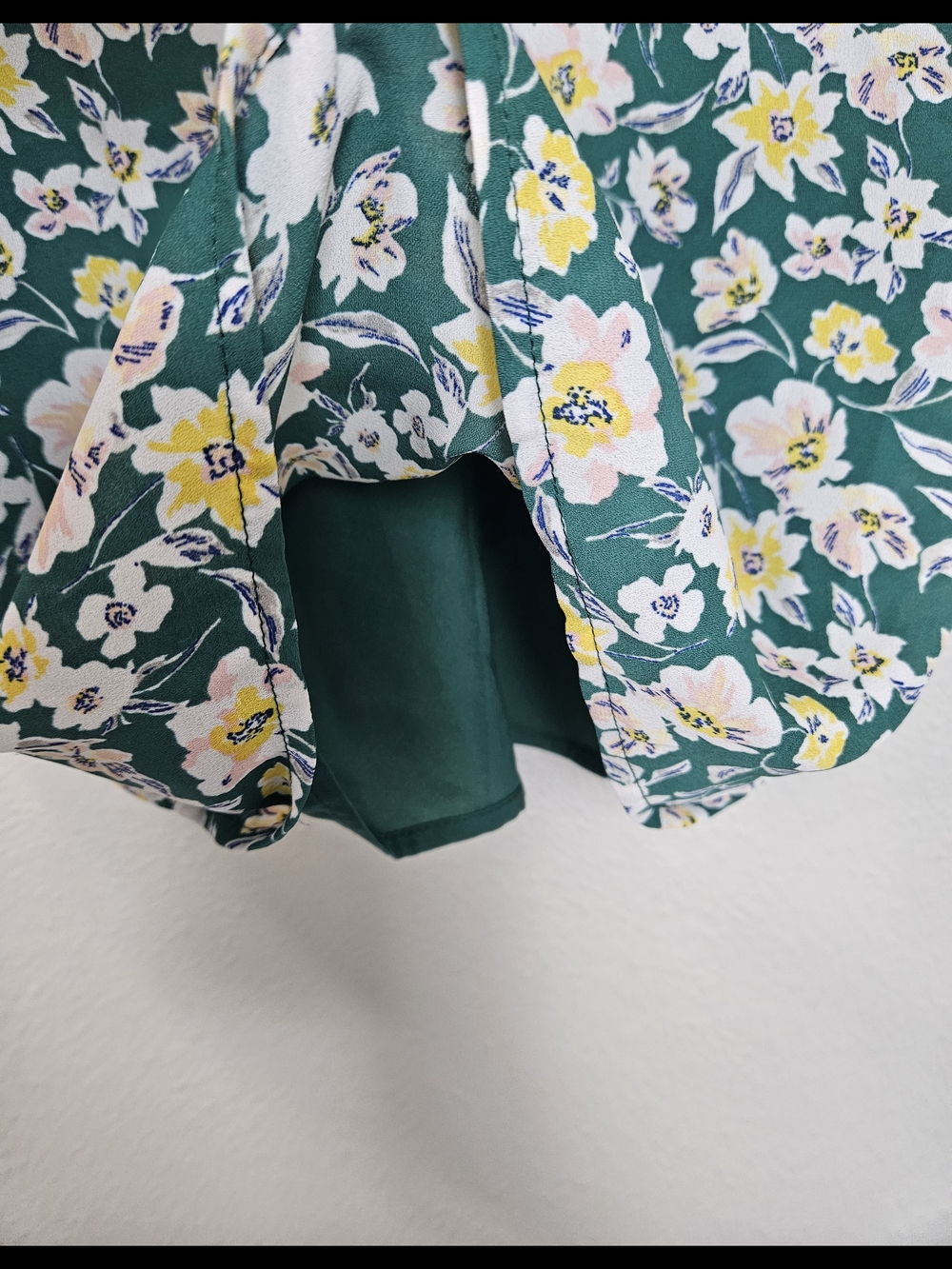 Banana Republic Green Floral Spaghetti Strap Camisole photo 4
