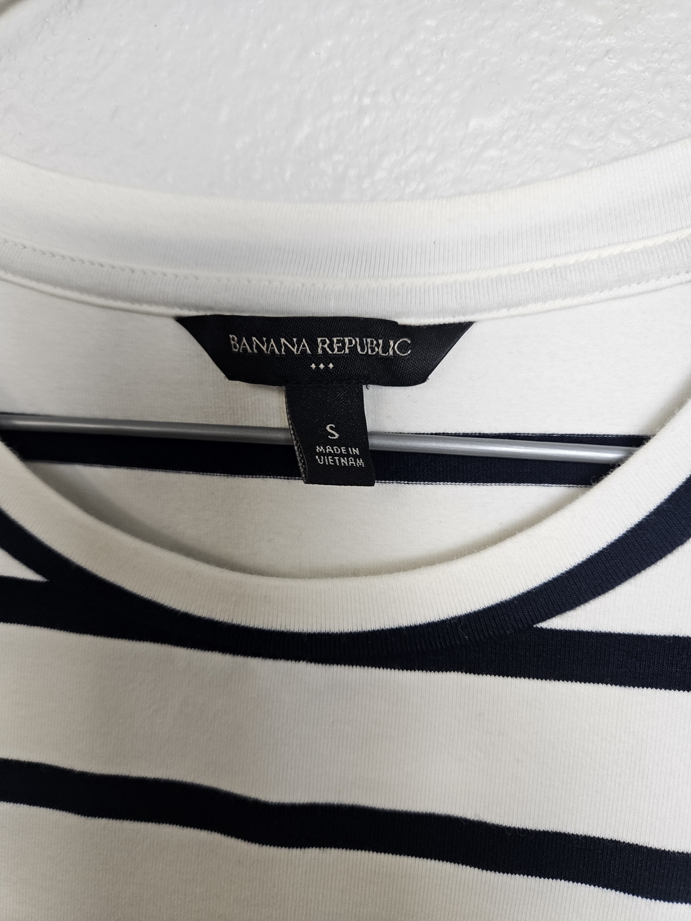 Banana Republic White & Navy Striped Short-Sleeve Shift Dress photo 2