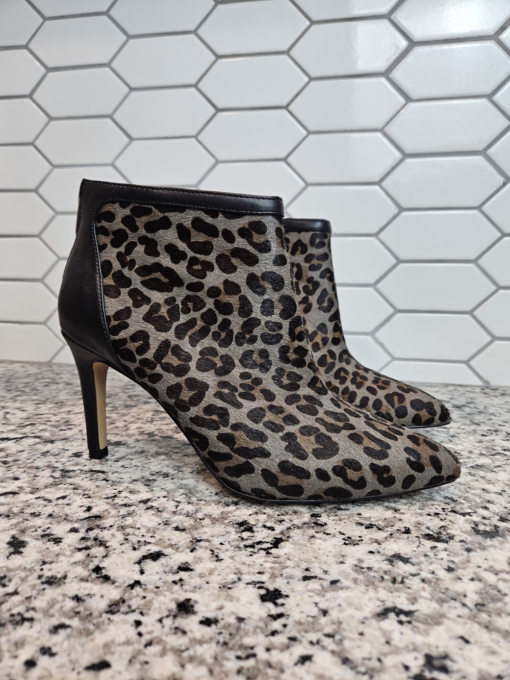 Adrienne Vittadini Grey Leopard-Print Calf Hair Heels Ankle Boots Size 7.5