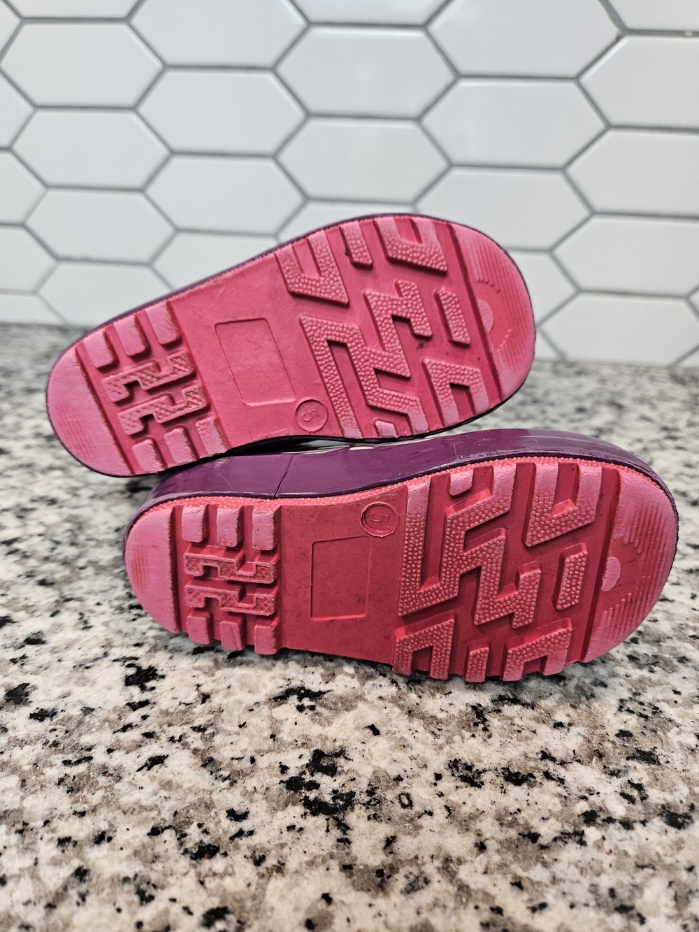 Kids Purple Dinosaur Rain Boots with Pink Handles photo 5