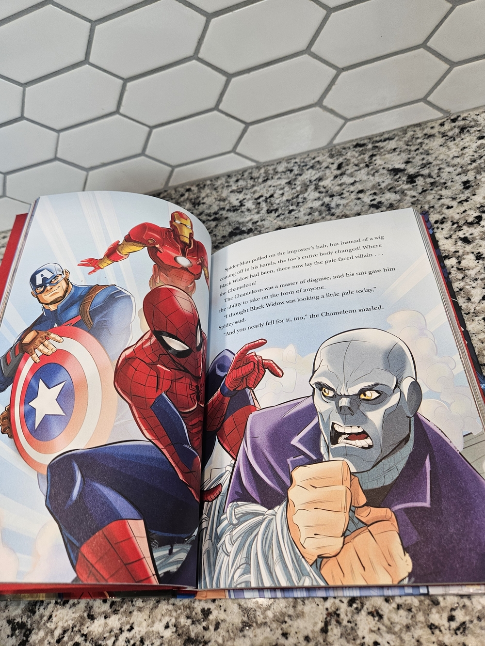 Marvel Spider-Man 5-Minute Stories Hardcover - Red & Blue photo 5