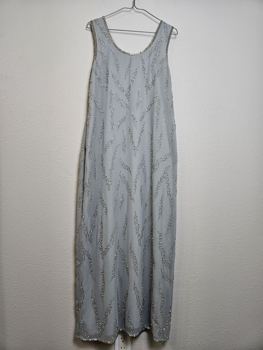 Vintage 90s Y2K Elegant Beaded Sleeveless Formal Maxi Dress in Light Gray XL