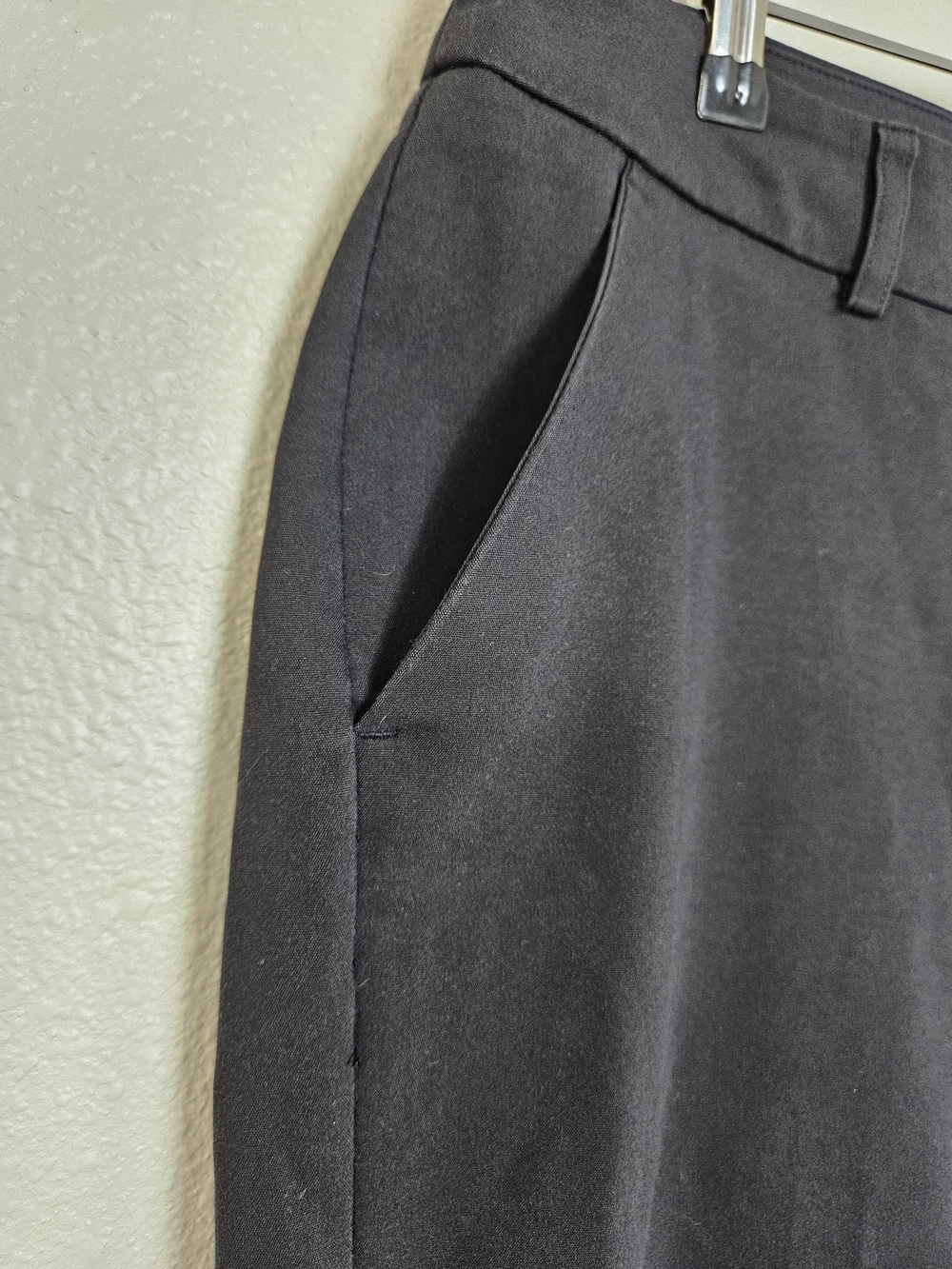 Apt. 9 Torie Black Straight Leg Dress Pants Size 6 Stretch Work Office Slacks photo 2