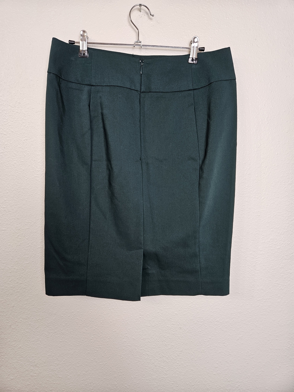 The Torie Emerald Green Knee Length Pencil Skirt Size 6 photo 2