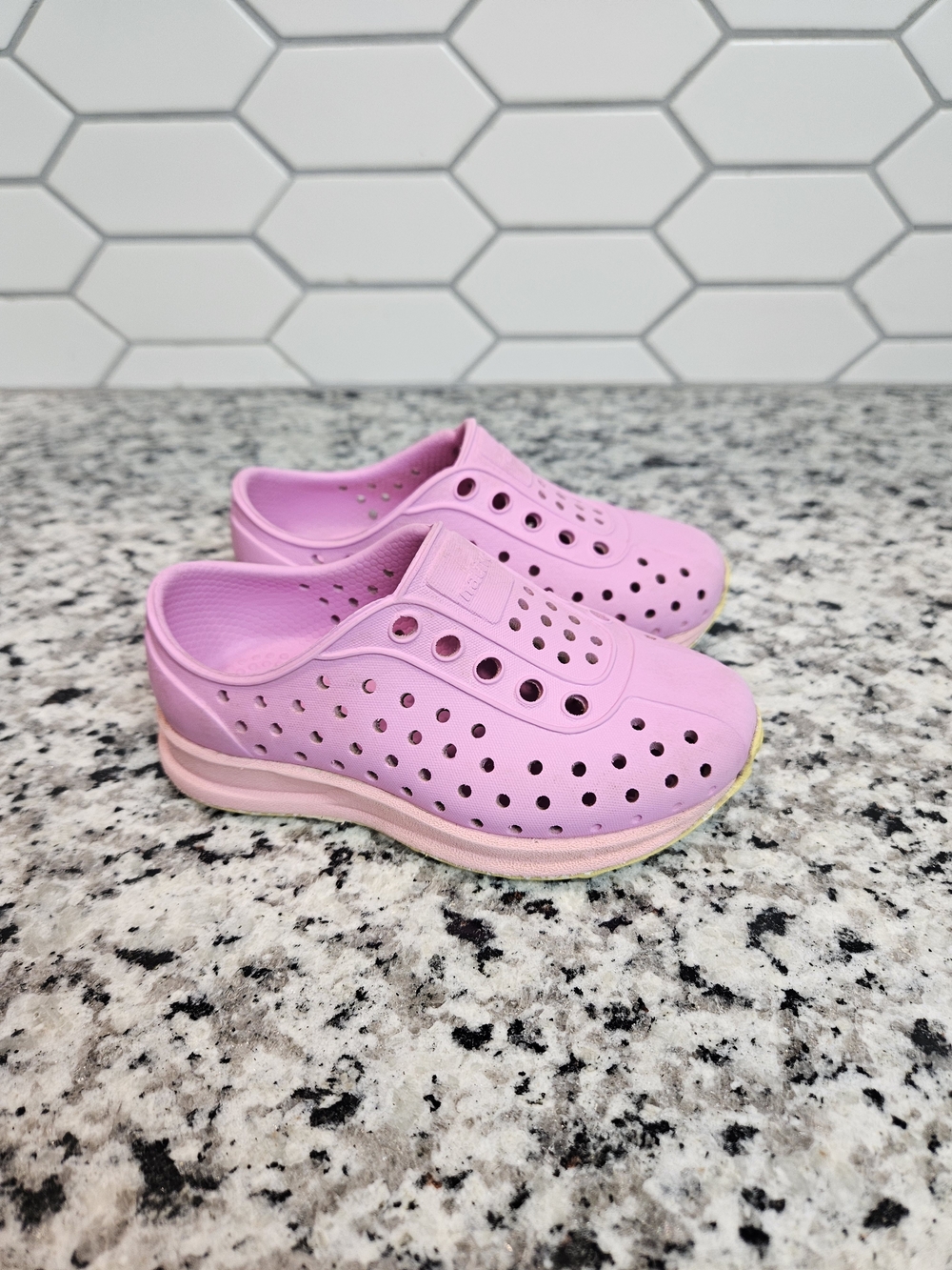 Native Shoes Kids Pink Slip-On Water Shoes c6 photo 4