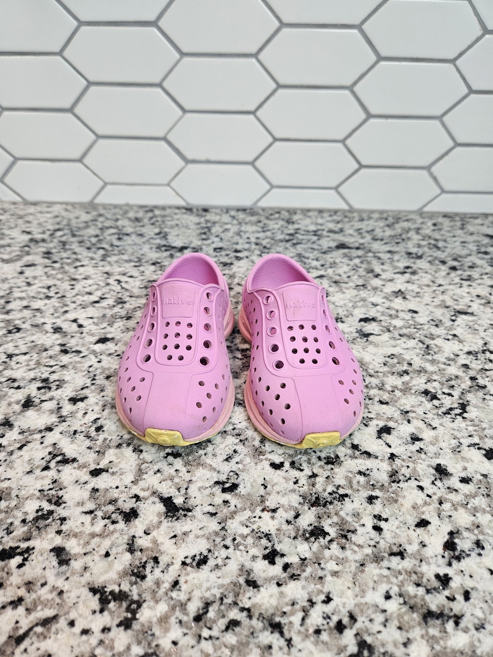 Native Shoes Kids Pink Slip-On Water Shoes c6