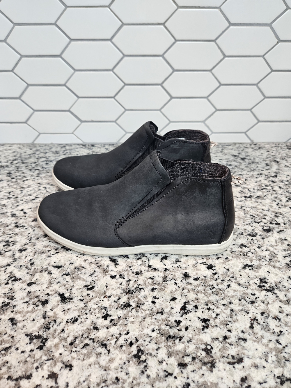 Aetrex Black Chelsea-Style Slip-On Ankle Booties Size 8.5 Orthotic Comfy photo 4